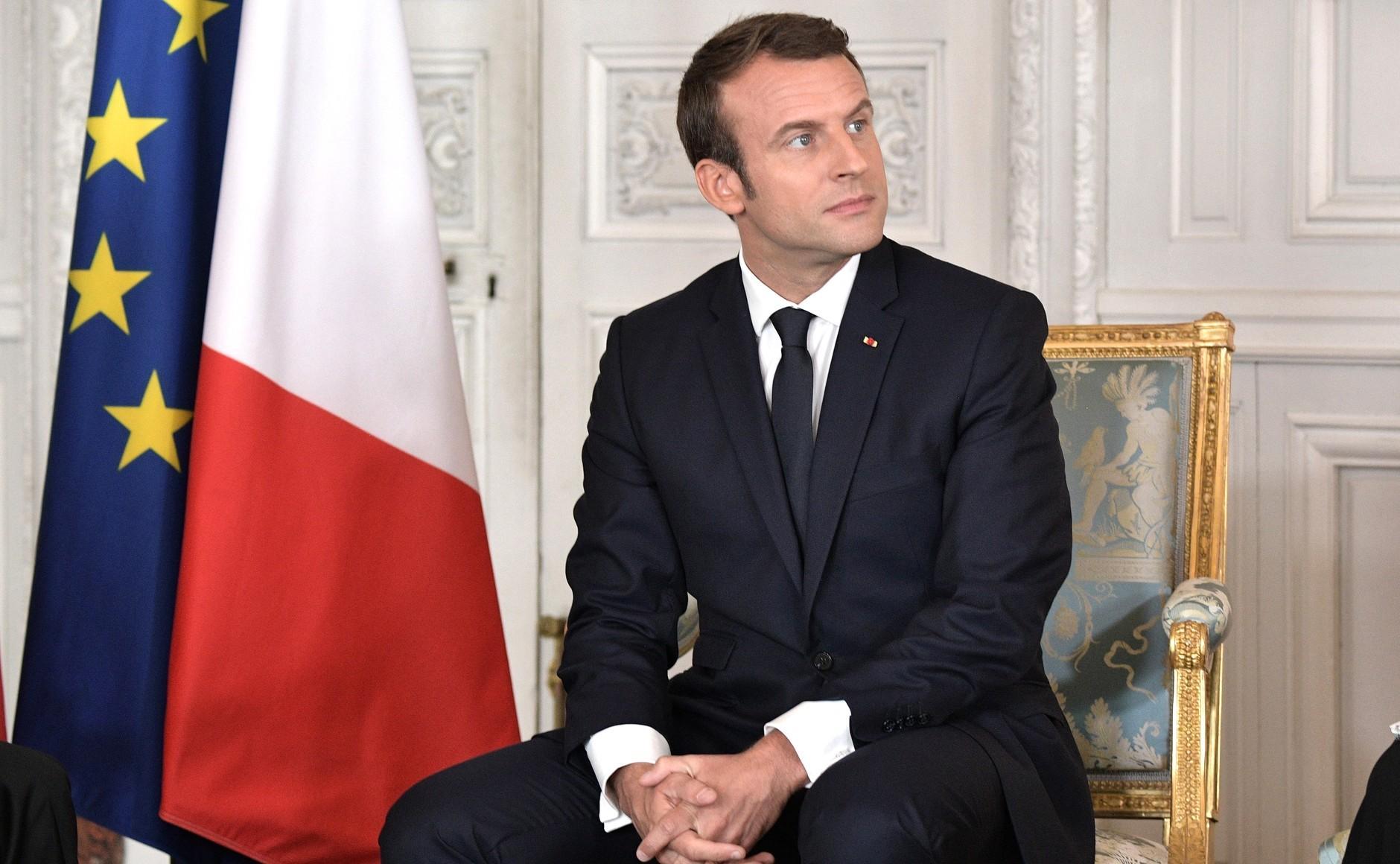 Решението на Франция да покани Русия да присъства на 80 ата