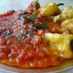 Чушки с доматен сос