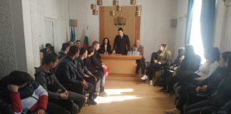 Кръгла маса в Камено