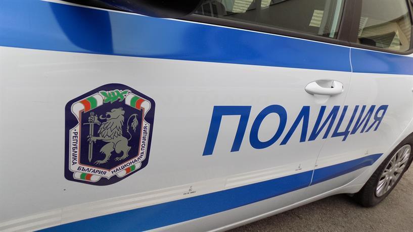 Маскирани обраха автомивка в София. Те са разбили автомата за