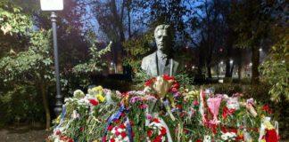 Традиционно факелно шествие в памет на Апостола. Снимка: Искра.бг