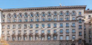 МОН ще отпусне близо 2 милиона лева за обучение по български и фолклор в Испания. Снимка: Общомедия