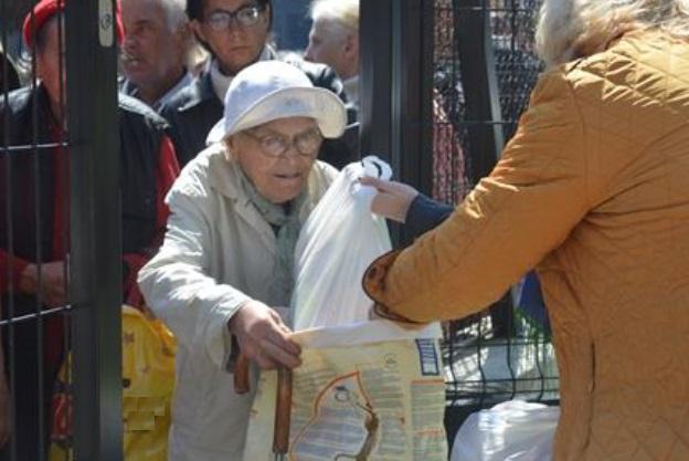 Великден за всеки – дари празник на баба и дядо