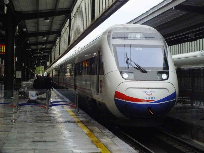 Високоскоростен влак Турция. Снимка: wikimedia commons