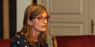 Министър на външните работи Екатерина Захариева