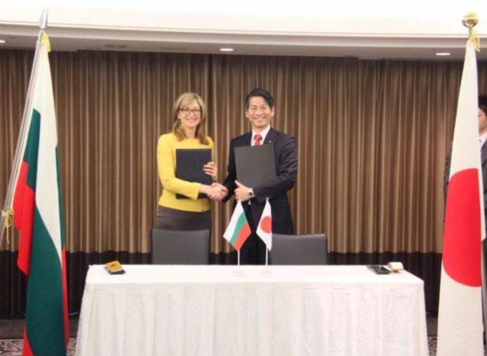 Подписани са две важни споразумения с Япония. Снимка: МВнР