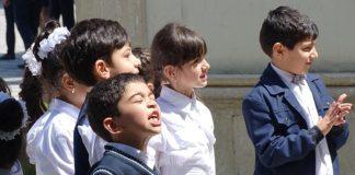 Деца в училище. Снимка: Общомедия