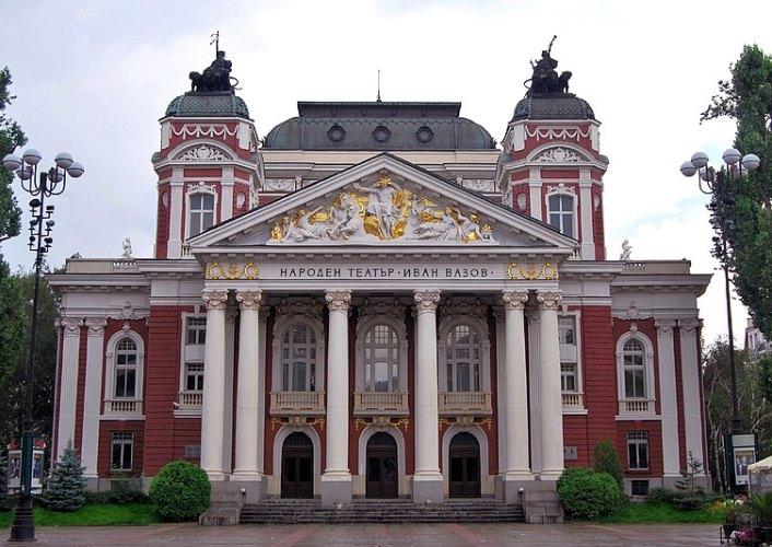 Сагата с Народен театър Иван Вазов продължава Очаква се днес