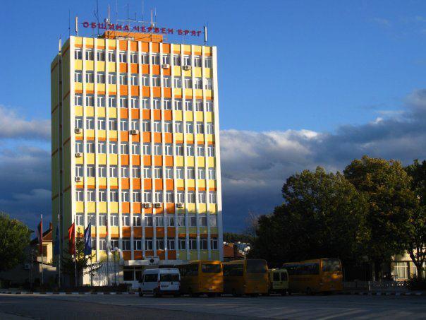 Община Червен бряг