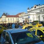 Протест на таксиметрови шофьори. Снимка: Общомедия