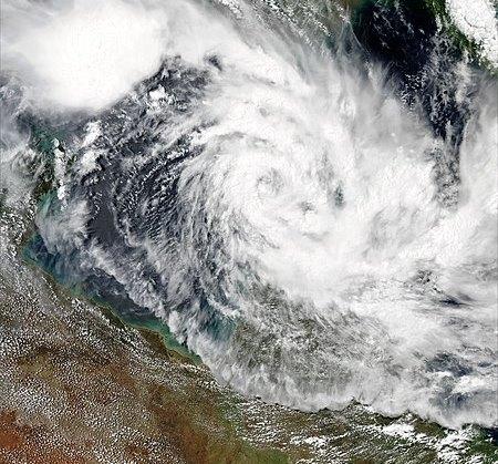 Тревър приближава Австралия. Снимка: Общомедия