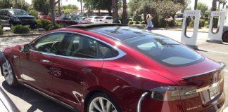 Тесла Модел 3. Снимка: Общомедия