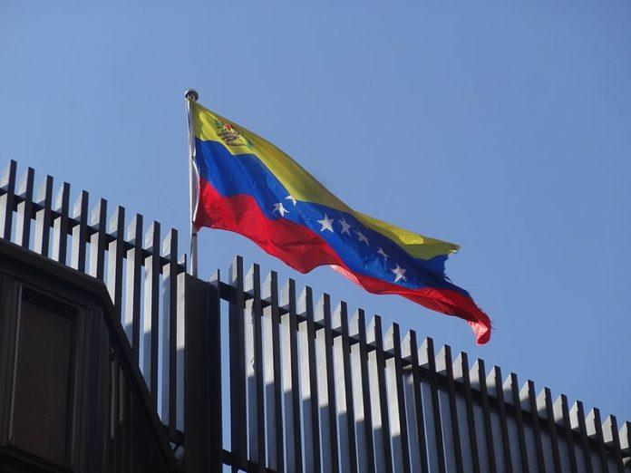 Знамето на Венецуела
