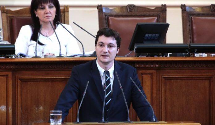 Крум Зарков