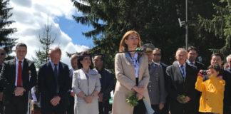 Министър на туризма Николина Ангелкова