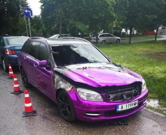 Палеж на кола