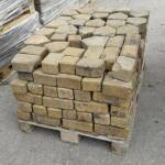 Жълти павета