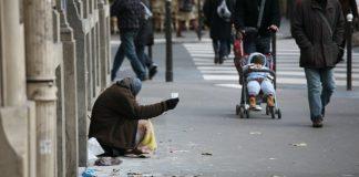 Беден човек