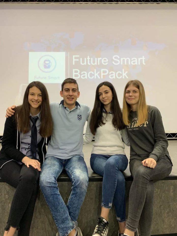 Край на тежките раници. Снимка: страницата ''Успешните хора'', Фейсбук