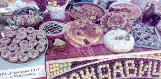 В селото. СнимкаВ селото. Снимка: Група във Фейсбук Раждавица