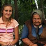 20 младежи ще живеят при непознати баби във видински села Поколения. Снимка: Фейсбук, Резиденция Баба