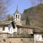 След пороите: Частично е разрушен мостът за Дряновски манастир Дряновски манастир