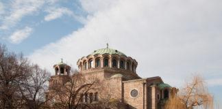 Църква "Света Неделя"