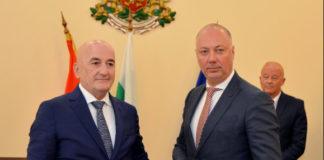 Министър Росен Желязков