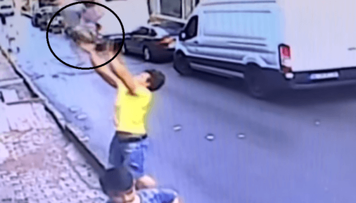 Уловено дете