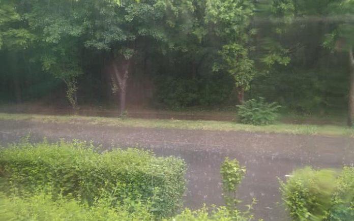 Дъжд в Пловдив. Снимка: Искра.бг