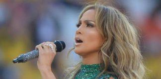 Дженифър Лопез.Мики и Мини Маус. Снимка: Фейсбук