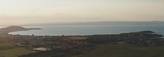 Заливът "Вромос"