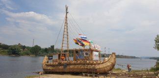 Тръстиков кораб. Снимка: Facebook, Rosen Vlaev