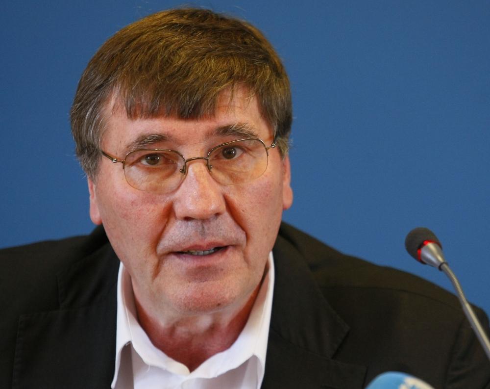 Министърът на младежта и спорта Георги Глушков изпълни ангажимента който