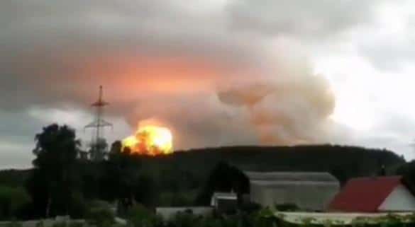 Експлозии във военен склад в Сибир