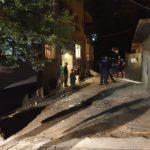 Мъже тичат към взривения автомобил. Снимка: Фейсбук, Mihail Nikolaev Stefanov‎