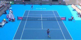 Срещата между Димитров и Рубльов в Пекин. Снимка: скрийншот Tennis TV