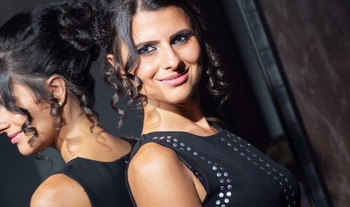 Бъдещата булка. Снимка: Фейсбук, Мима Минкова