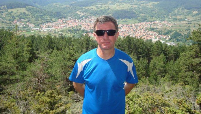 Класният ръководите. Снимка: Фейсбук, Динко Камбуров