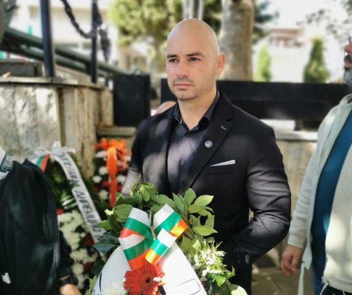 Иван Иванов