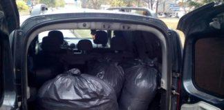 Задържаха 70 кг нелегален тютюн в лекотоварен автомобил край Враца