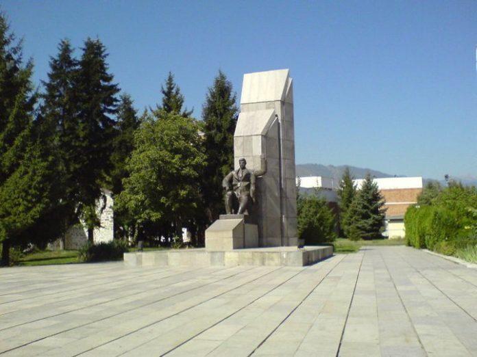 Паметник. Снимка: Фейсбук, Гоце Делчев