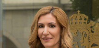 Николина Ангелкова