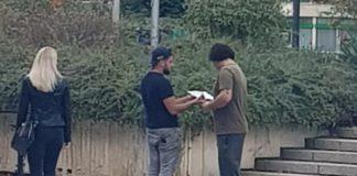 Събиране на пари и подписи. Снимка: Фейсбук, Иван Андреев