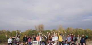 Доброволци. Снимка: Фейсбук, WWF Bulgaria