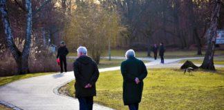 Пенсионери