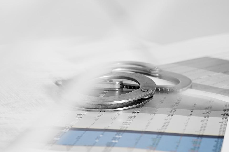 Още двама души от Министерството на младежта и спорта ММС