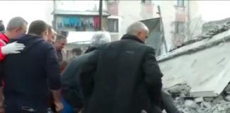 Разрушения след земетресението в Албания