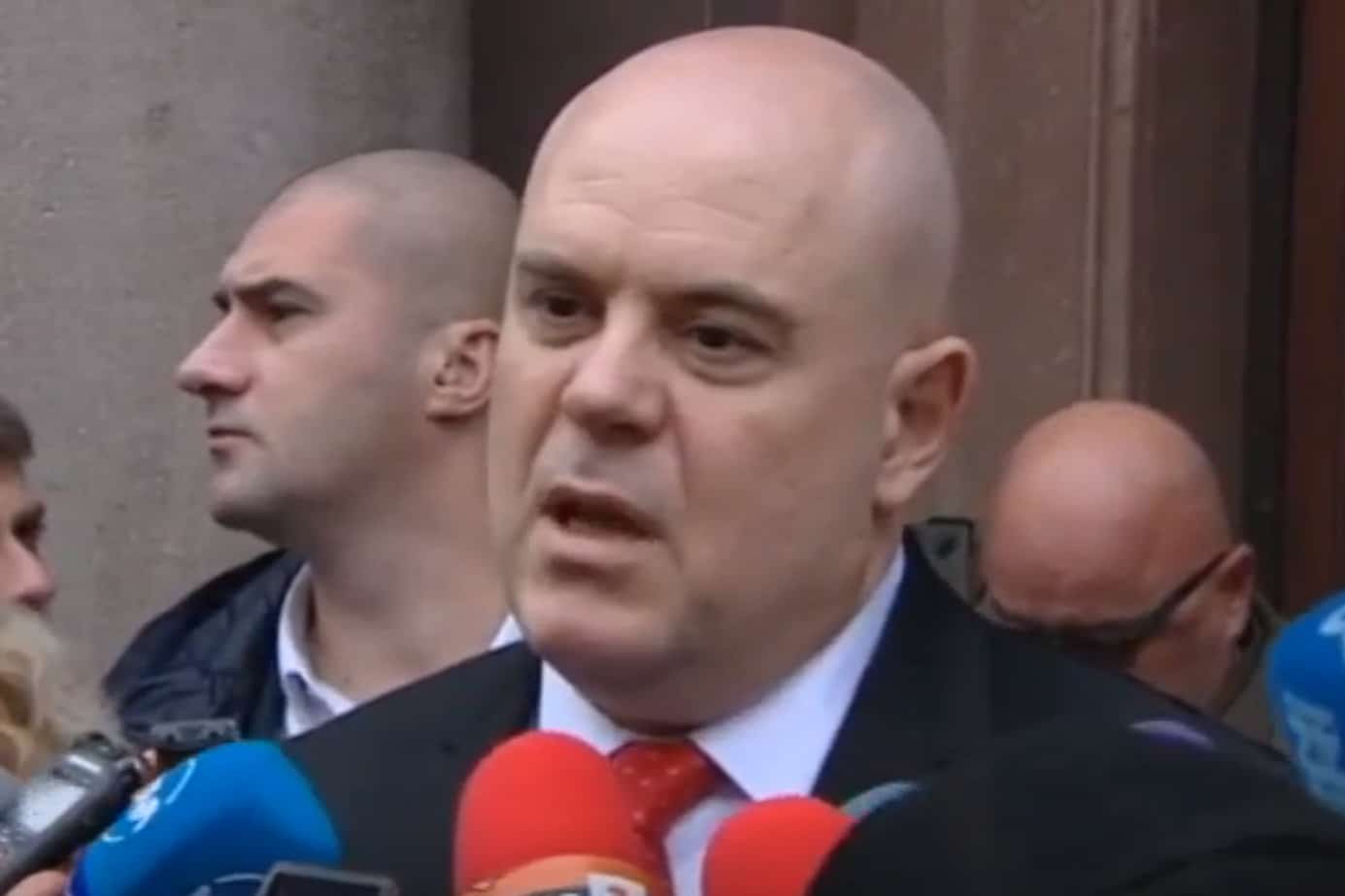 Съучастниците на атентатора от Сарафово са били осъдени на доживотен