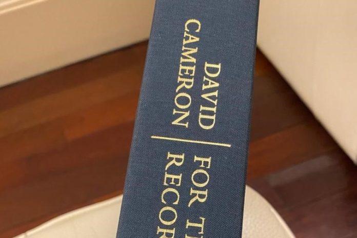 Книгата на Дейвид Камерън For the record